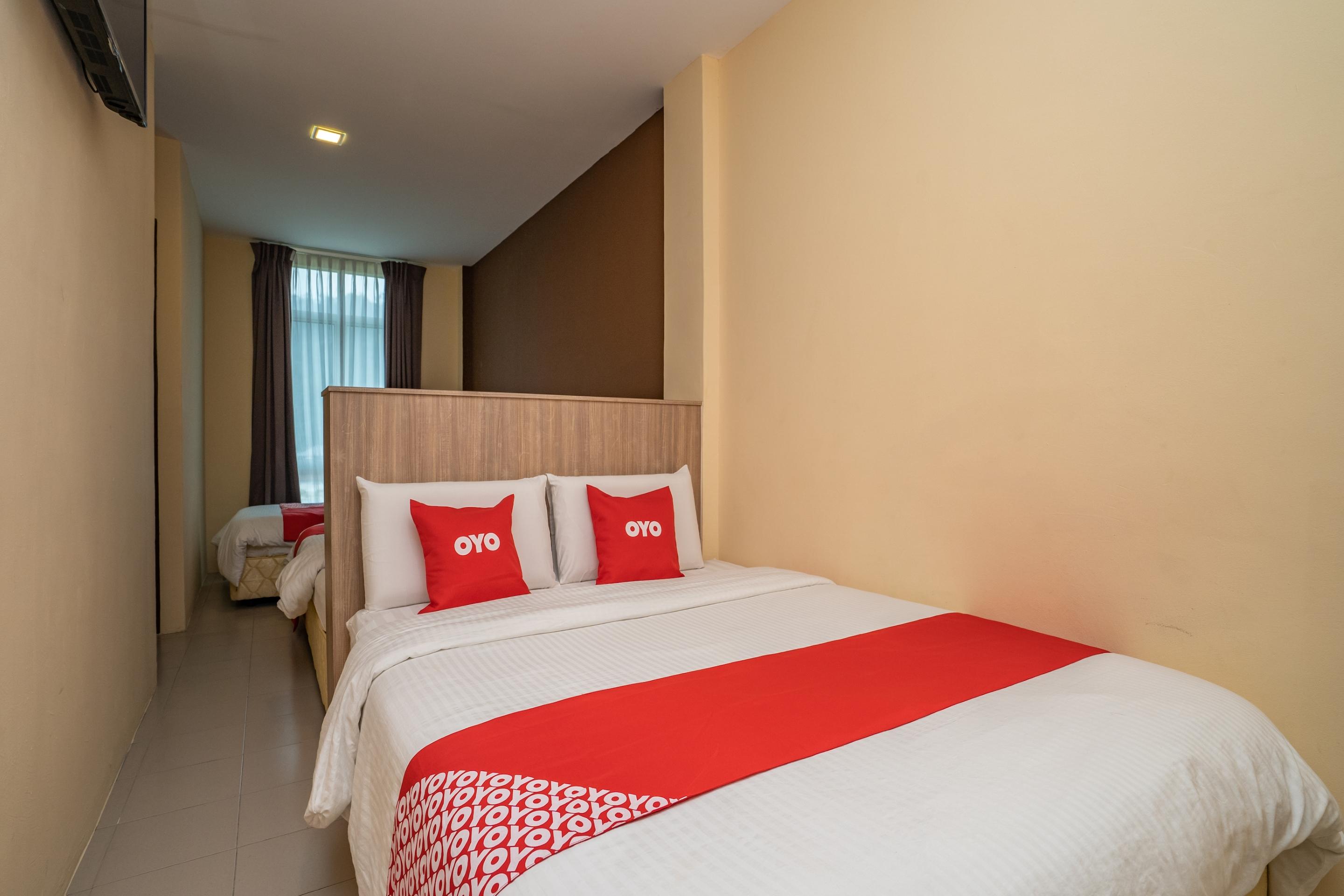 Oyo 44078 The Island Hotel Kampong Pasir Bogak Екстер'єр фото